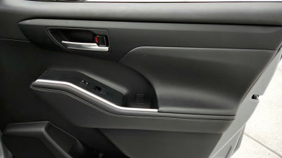 2024 Toyota Highlander Hybrid XLE