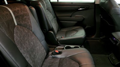 2024 Toyota Highlander Hybrid XLE