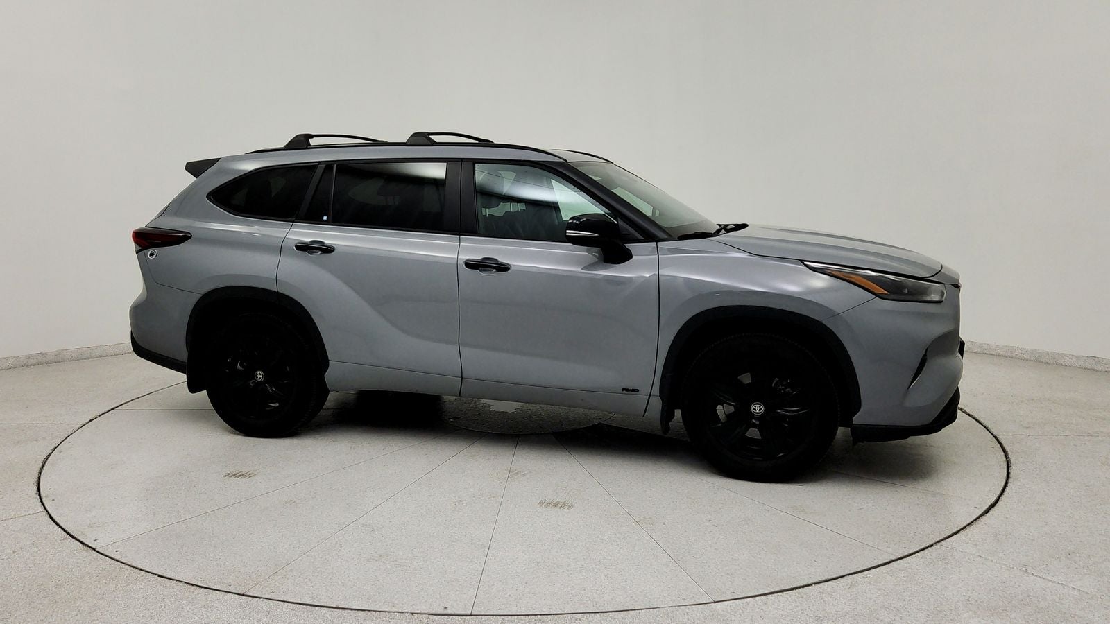 2024 Toyota Highlander Hybrid XLE