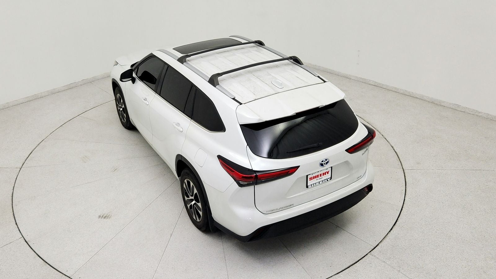 2023 Toyota Highlander Hybrid XLE