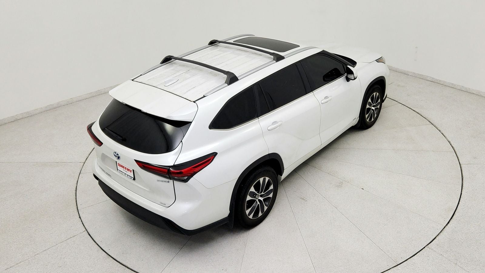 2023 Toyota Highlander Hybrid XLE