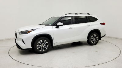 2023 Toyota Highlander Hybrid XLE