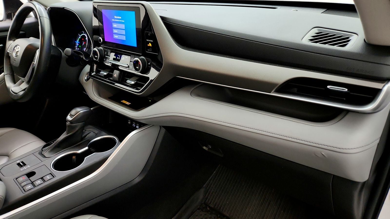 2023 Toyota Highlander Hybrid XLE