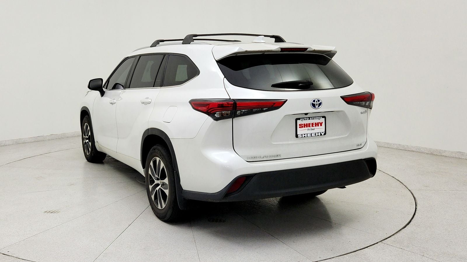2023 Toyota Highlander Hybrid XLE