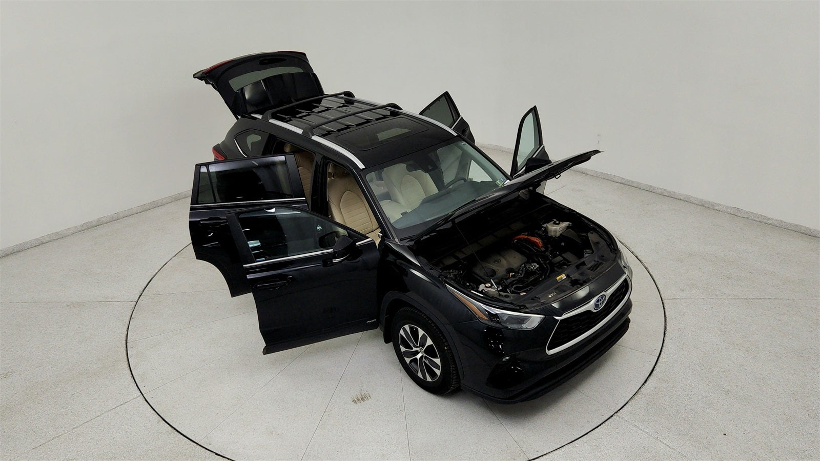 2023 Toyota Highlander Hybrid XLE