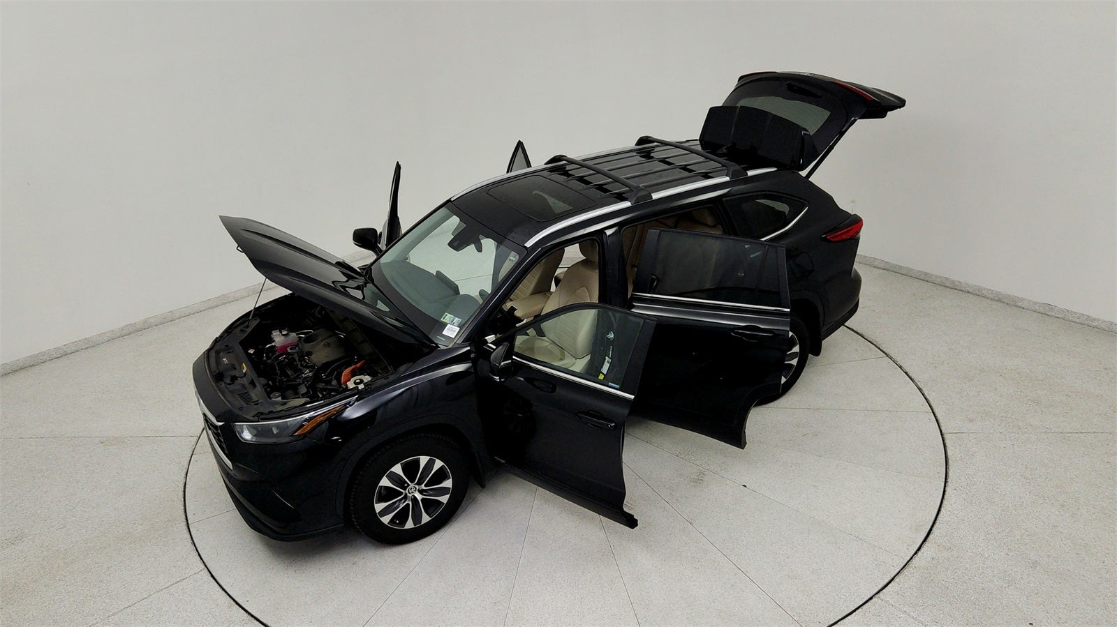 2023 Toyota Highlander Hybrid XLE