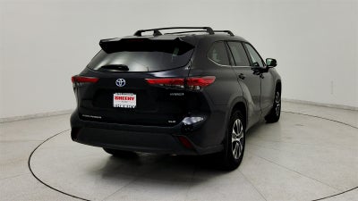 2023 Toyota Highlander Hybrid XLE