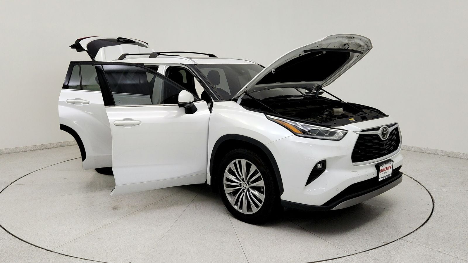 2023 Toyota Highlander Platinum