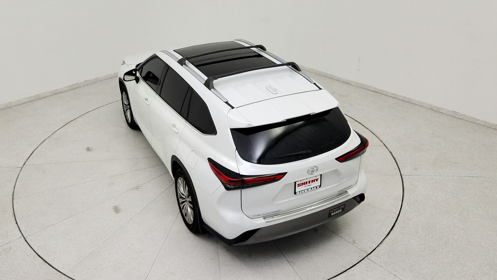 2023 Toyota Highlander Platinum
