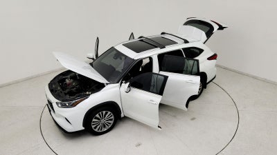 2023 Toyota Highlander Platinum