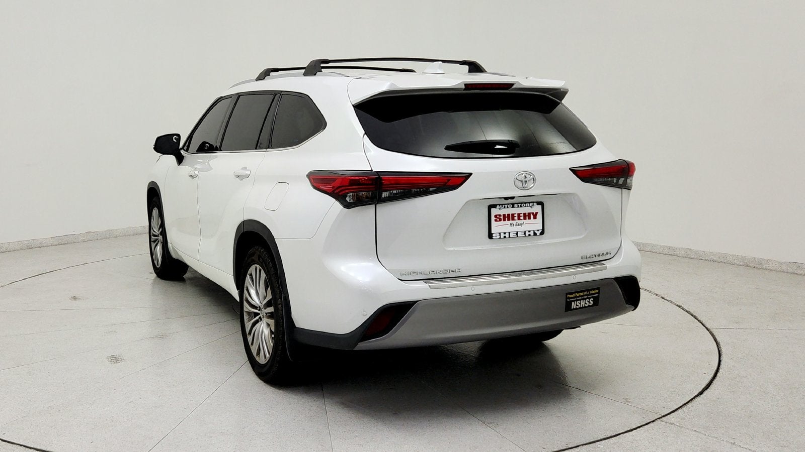 2023 Toyota Highlander Platinum