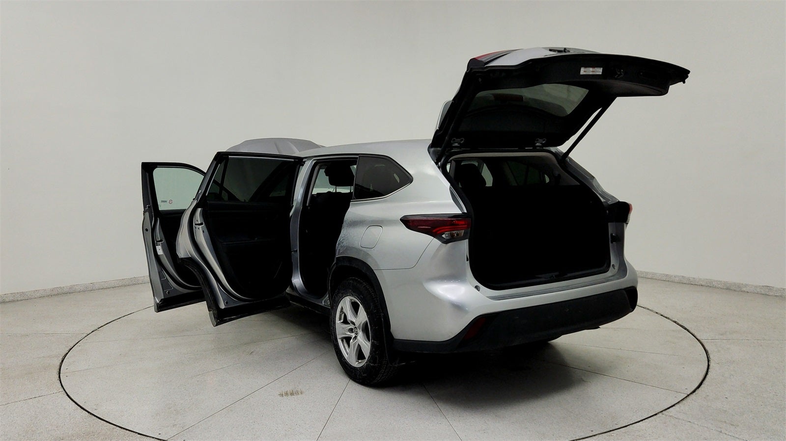 2024 Toyota Highlander LE