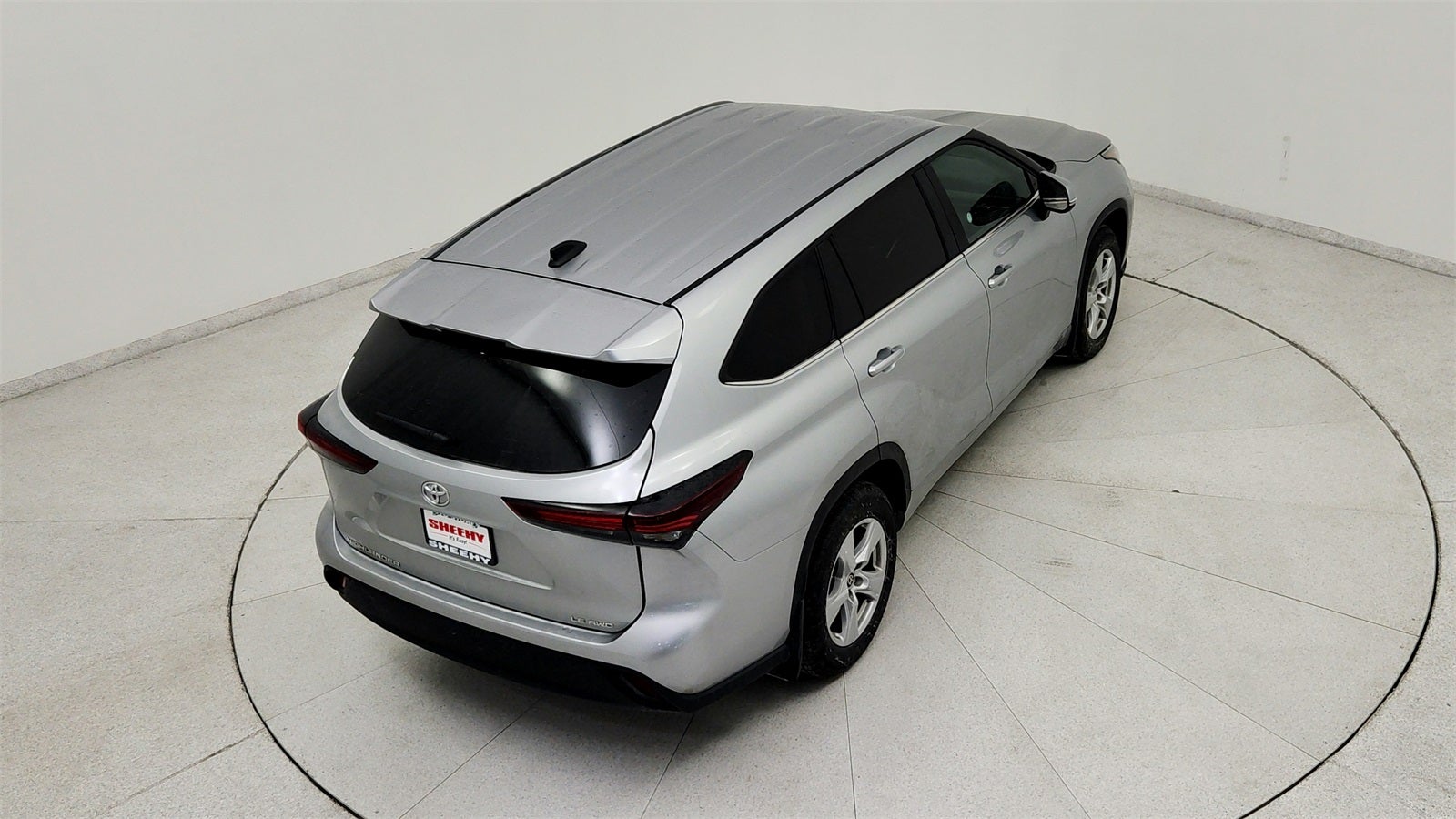 2024 Toyota Highlander LE