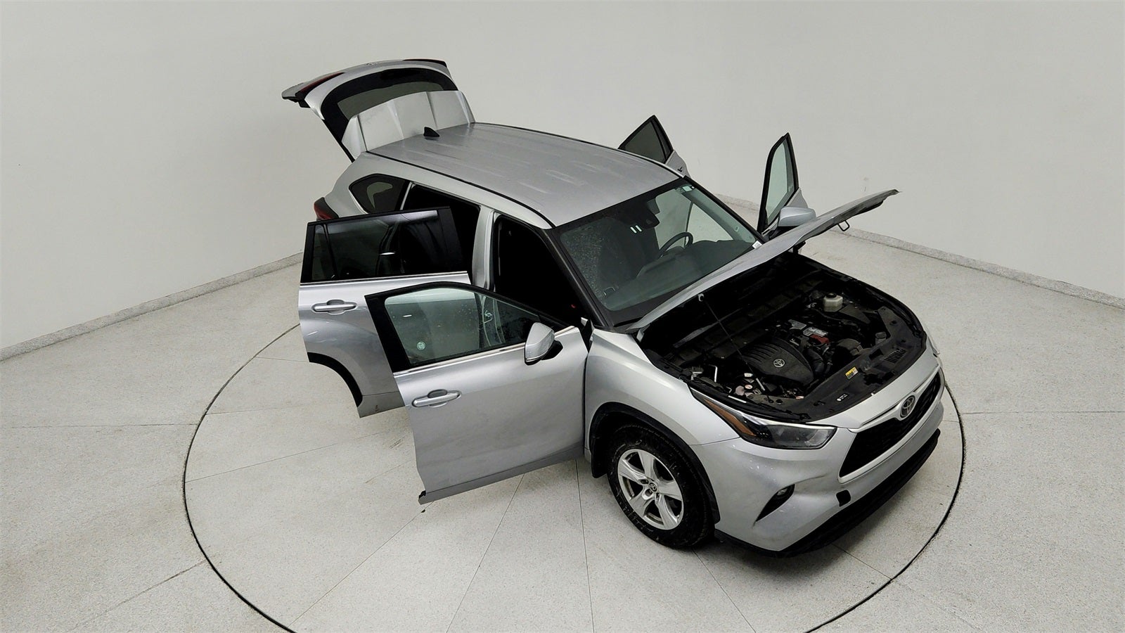 2024 Toyota Highlander LE