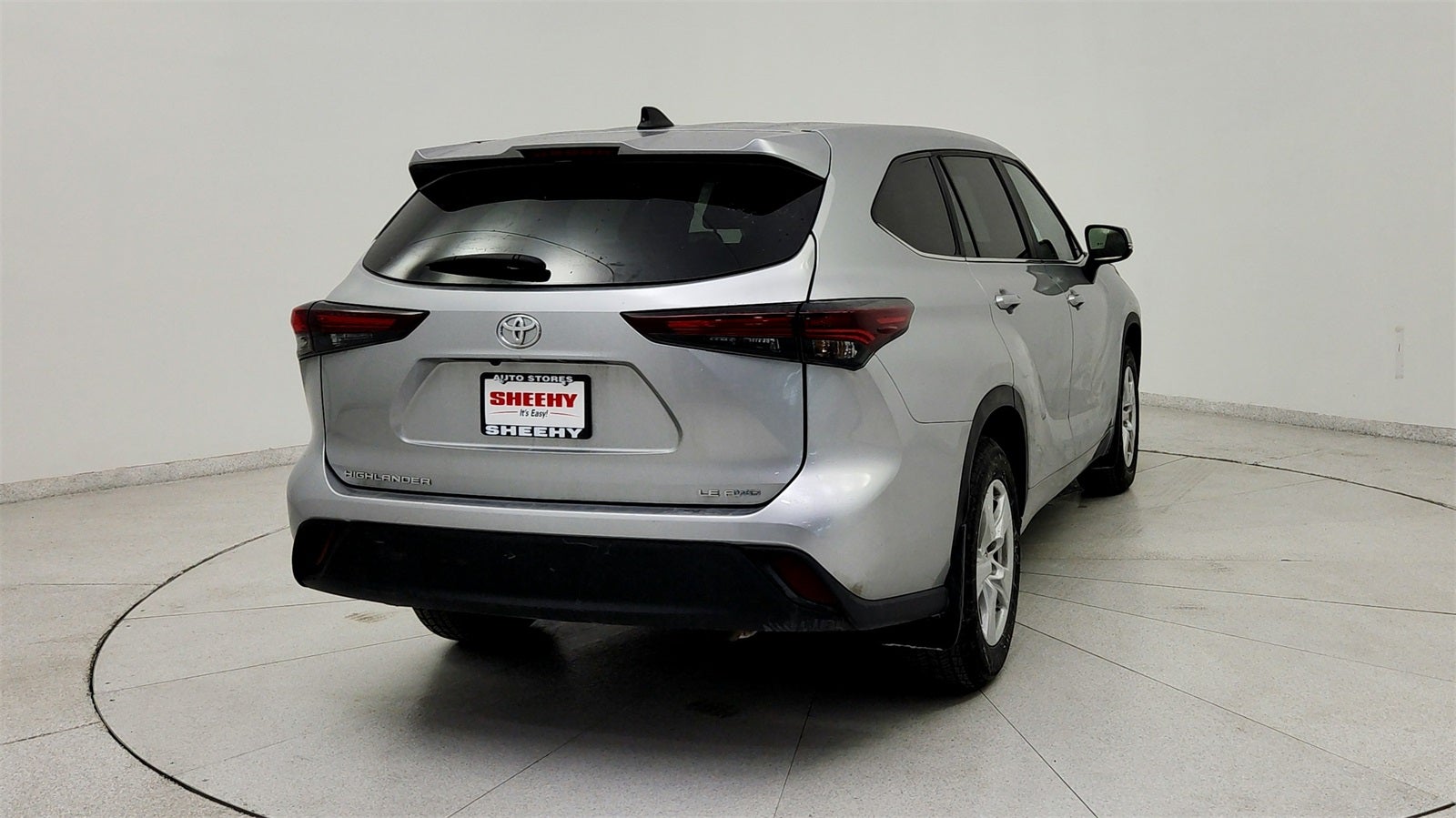 2024 Toyota Highlander LE