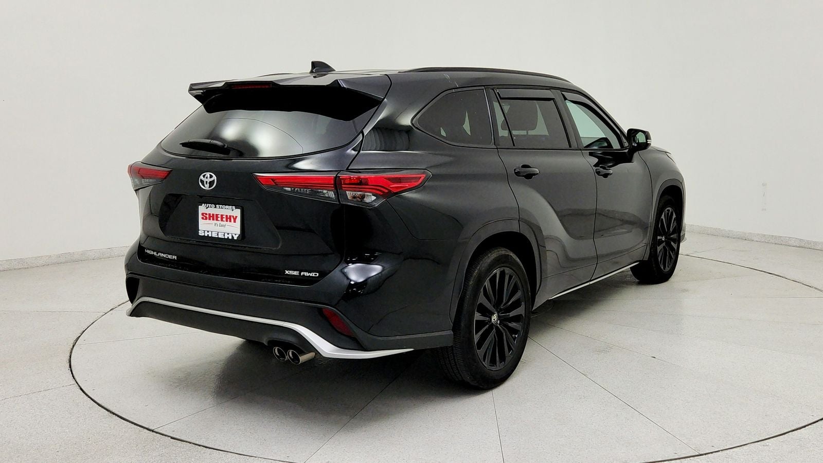 2023 Toyota Highlander XSE