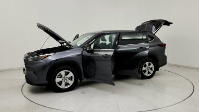 2025 Toyota Highlander LE