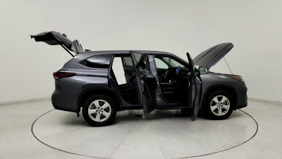 2025 Toyota Highlander LE