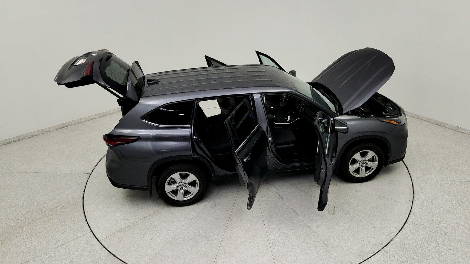 2025 Toyota Highlander LE