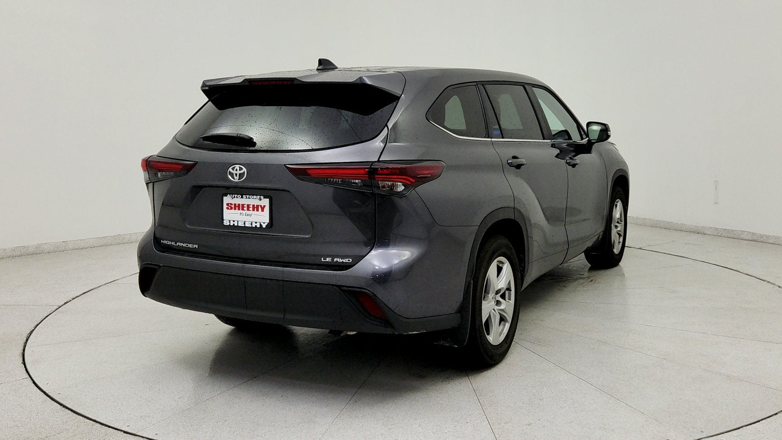 2025 Toyota Highlander LE