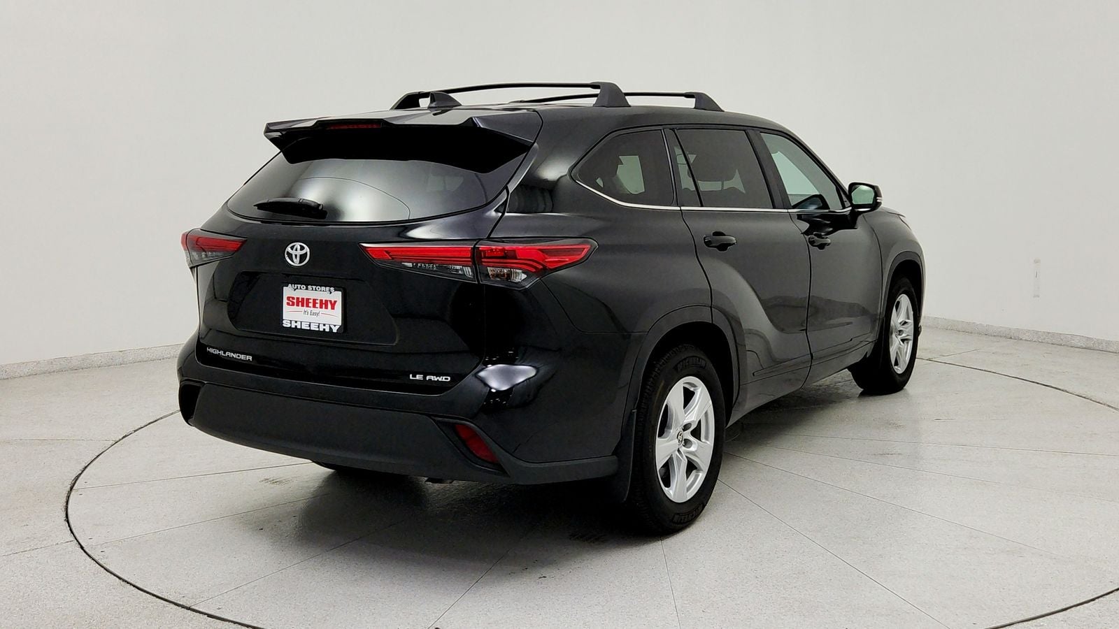 2023 Toyota Highlander LE