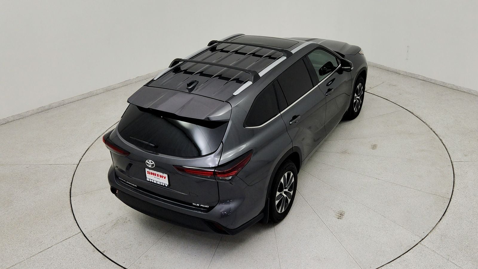 2024 Toyota Highlander LE