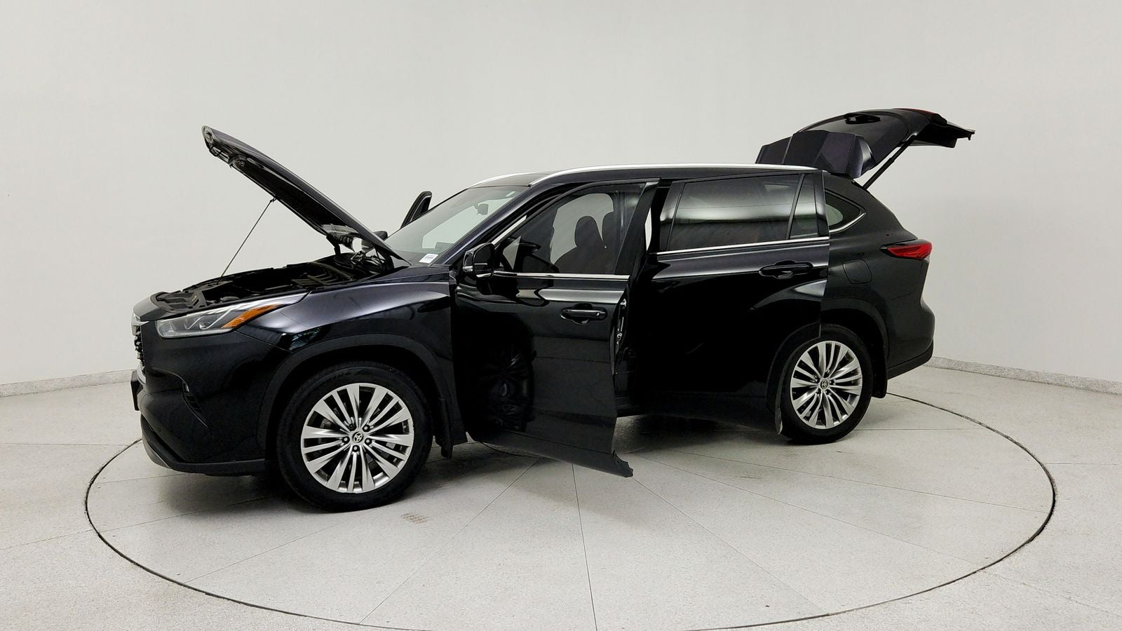 2023 Toyota Highlander Platinum