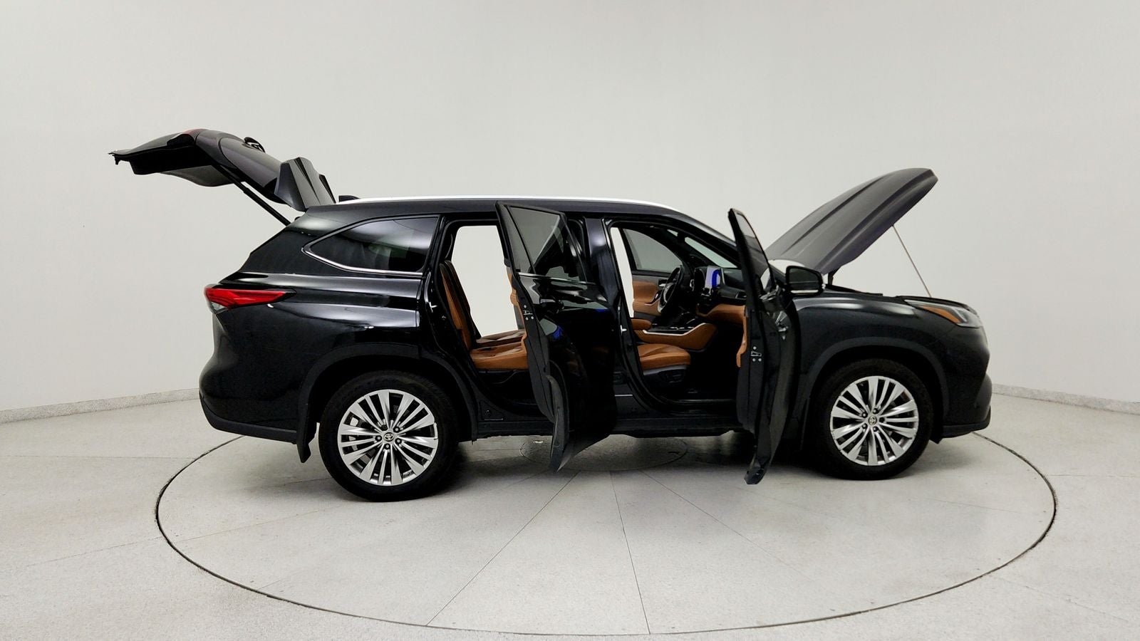 2023 Toyota Highlander Platinum