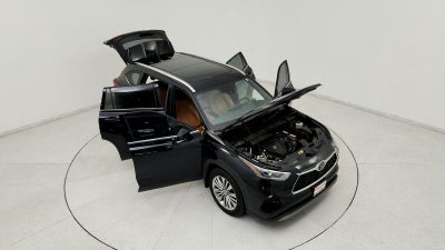 2023 Toyota Highlander Platinum