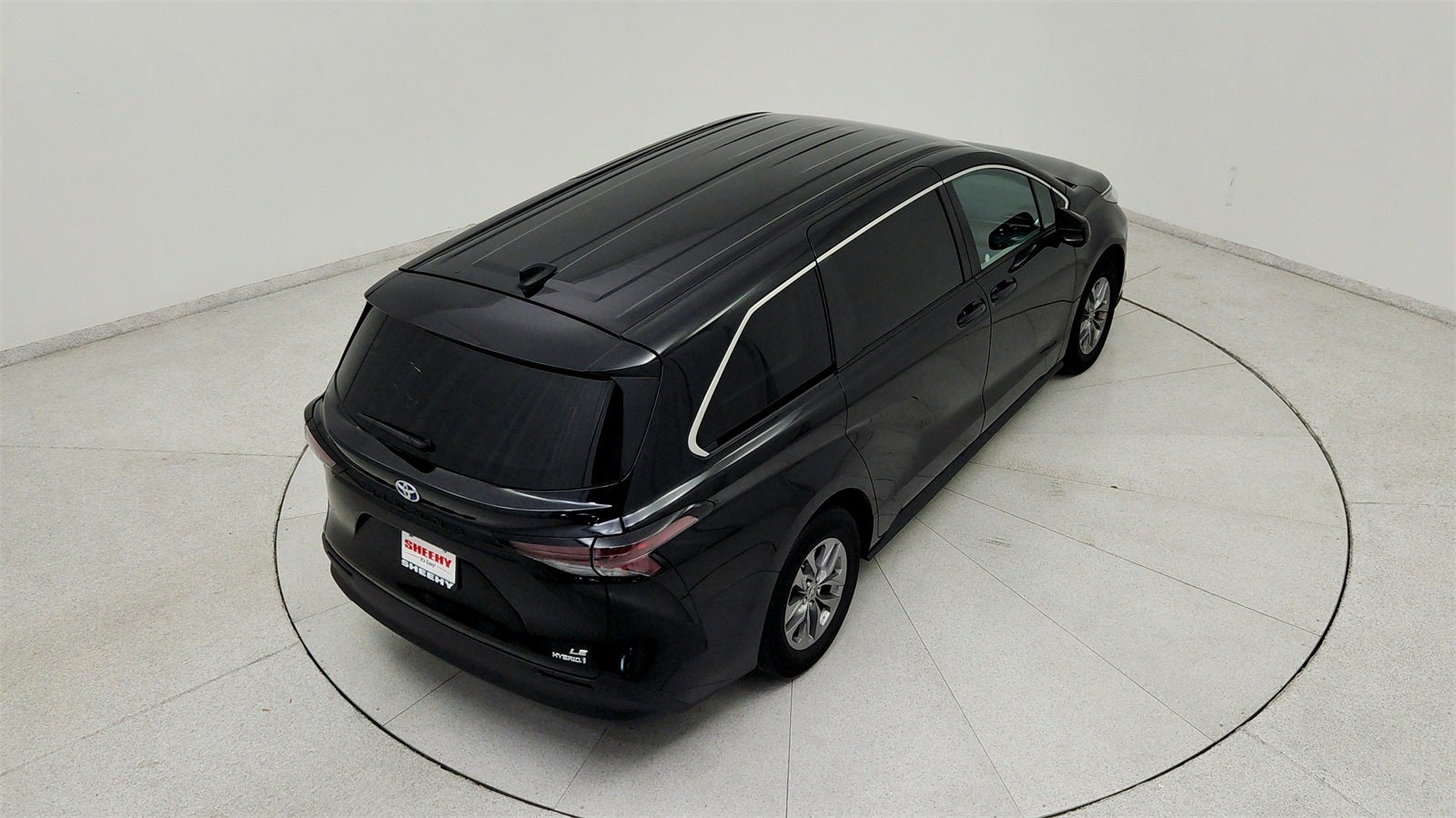 2024 Toyota Sienna LE 8 Passenger