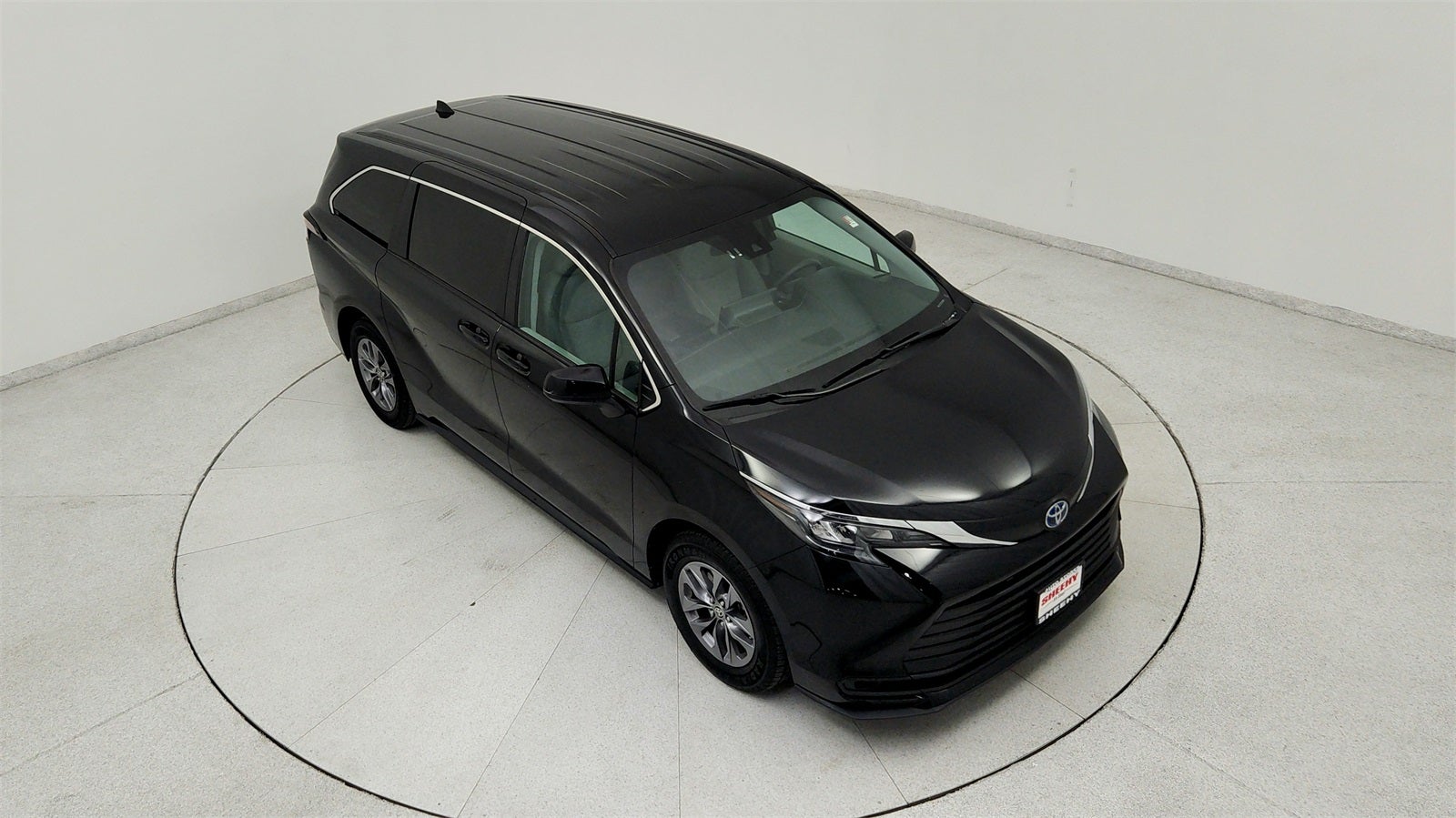 2024 Toyota Sienna LE 8 Passenger