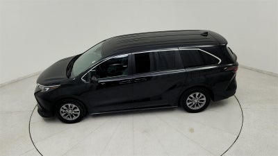 2024 Toyota Sienna LE 8 Passenger