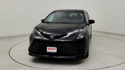 2024 Toyota Sienna LE 8 Passenger