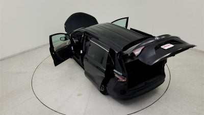 2024 Toyota Sienna LE 8 Passenger