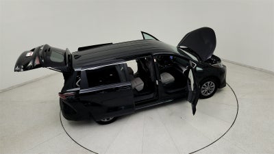 2024 Toyota Sienna LE 8 Passenger