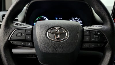 2024 Toyota Sienna LE 8 Passenger