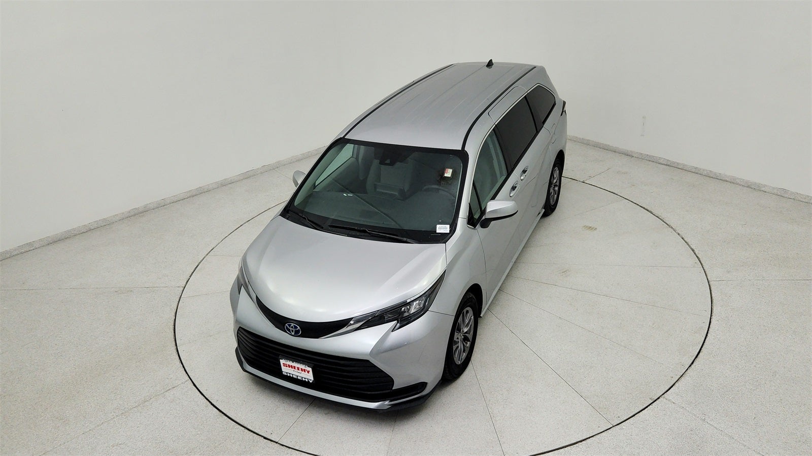 2024 Toyota Sienna LE 8 Passenger