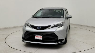 2024 Toyota Sienna LE 8 Passenger