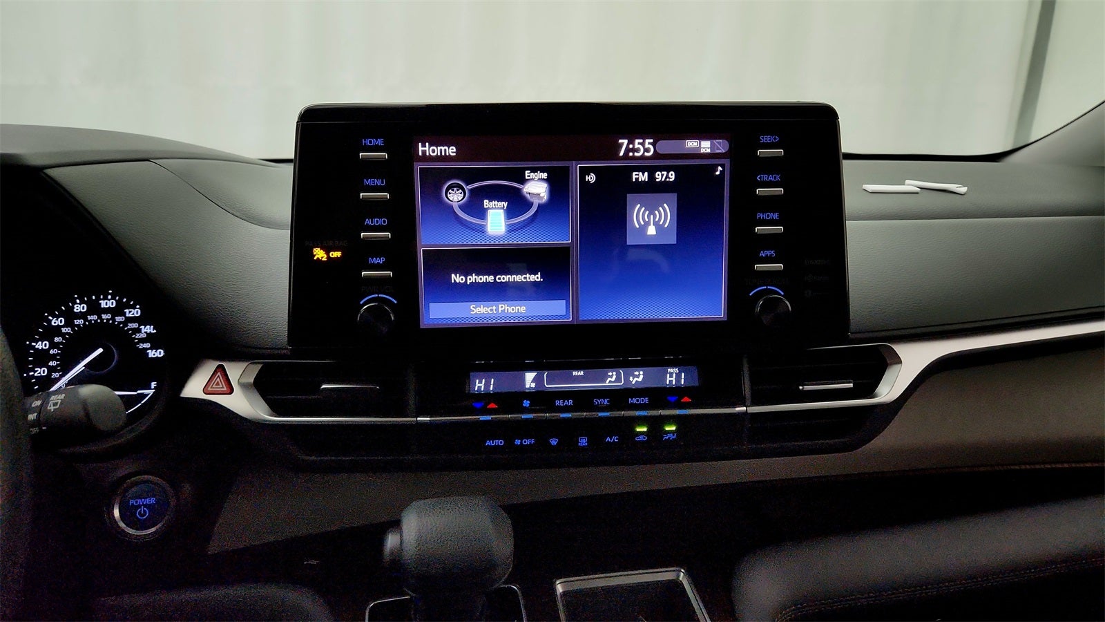 2024 Toyota Sienna LE 8 Passenger