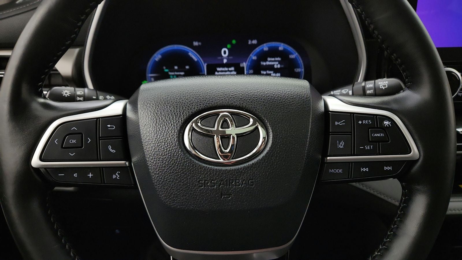 2024 Toyota Highlander Hybrid Limited