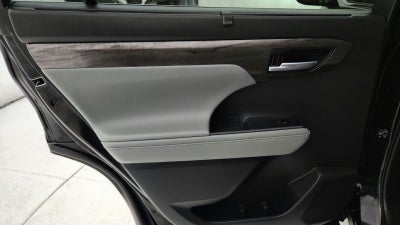 2024 Toyota Highlander Hybrid Limited