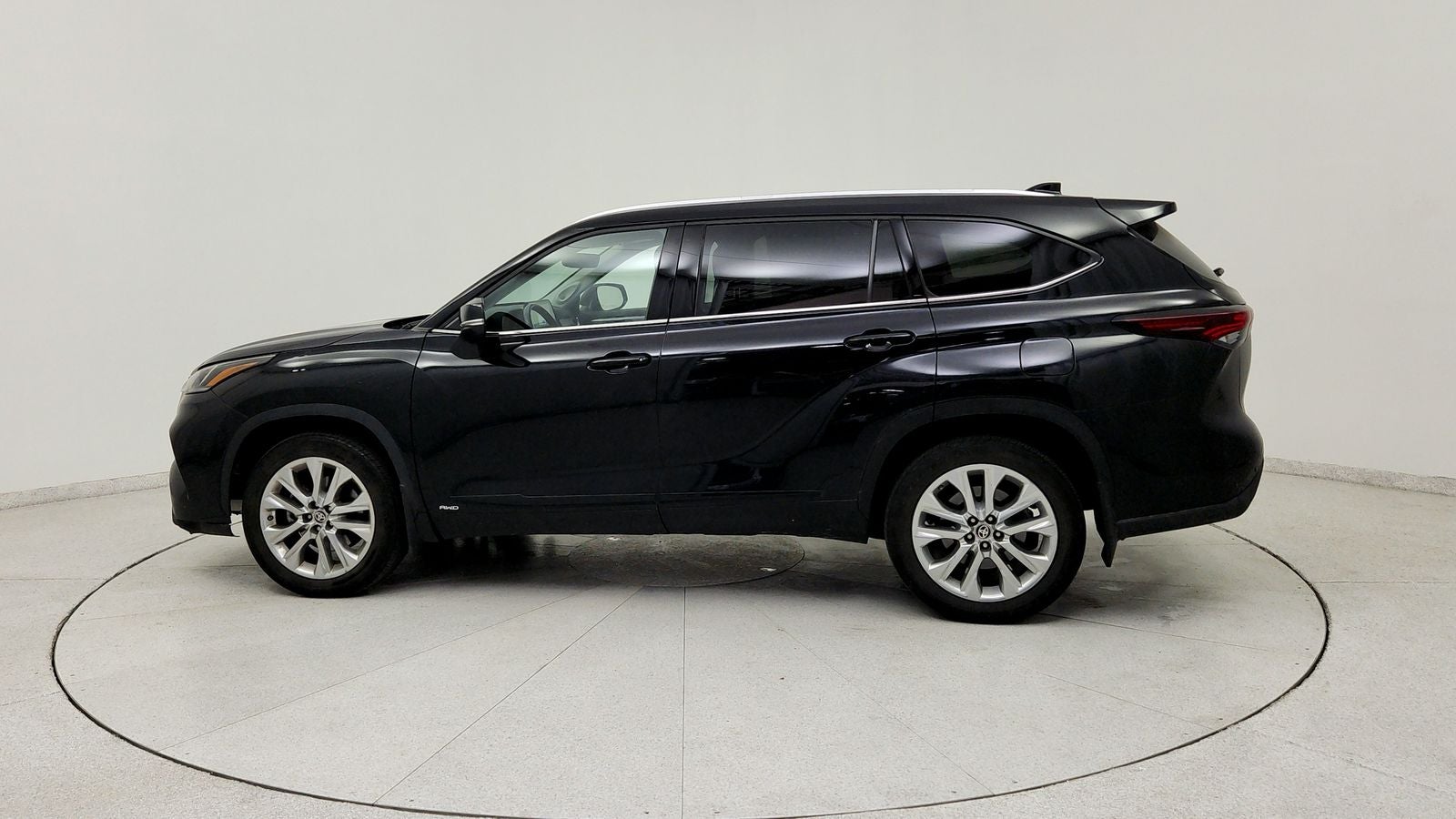 2024 Toyota Highlander Hybrid Limited