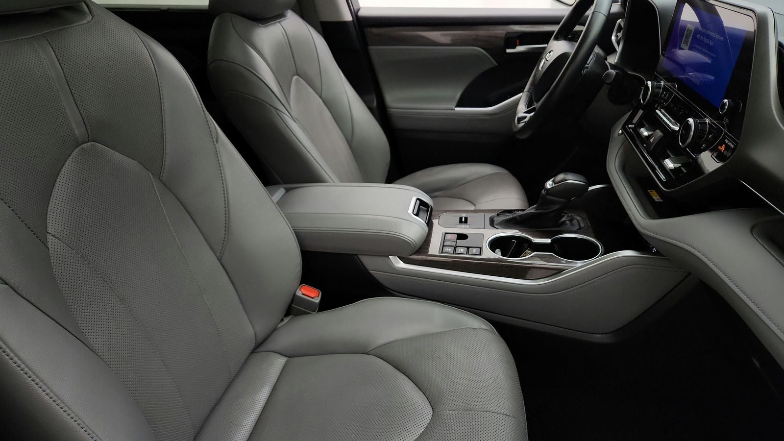 2024 Toyota Highlander Hybrid Limited