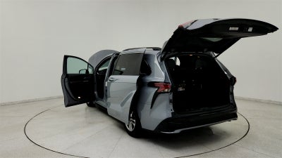 2023 Toyota Sienna XSE 7 Passenger