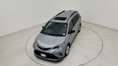 2023 Toyota Sienna XSE 7 Passenger