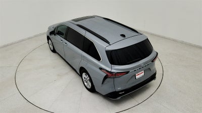 2023 Toyota Sienna XSE 7 Passenger