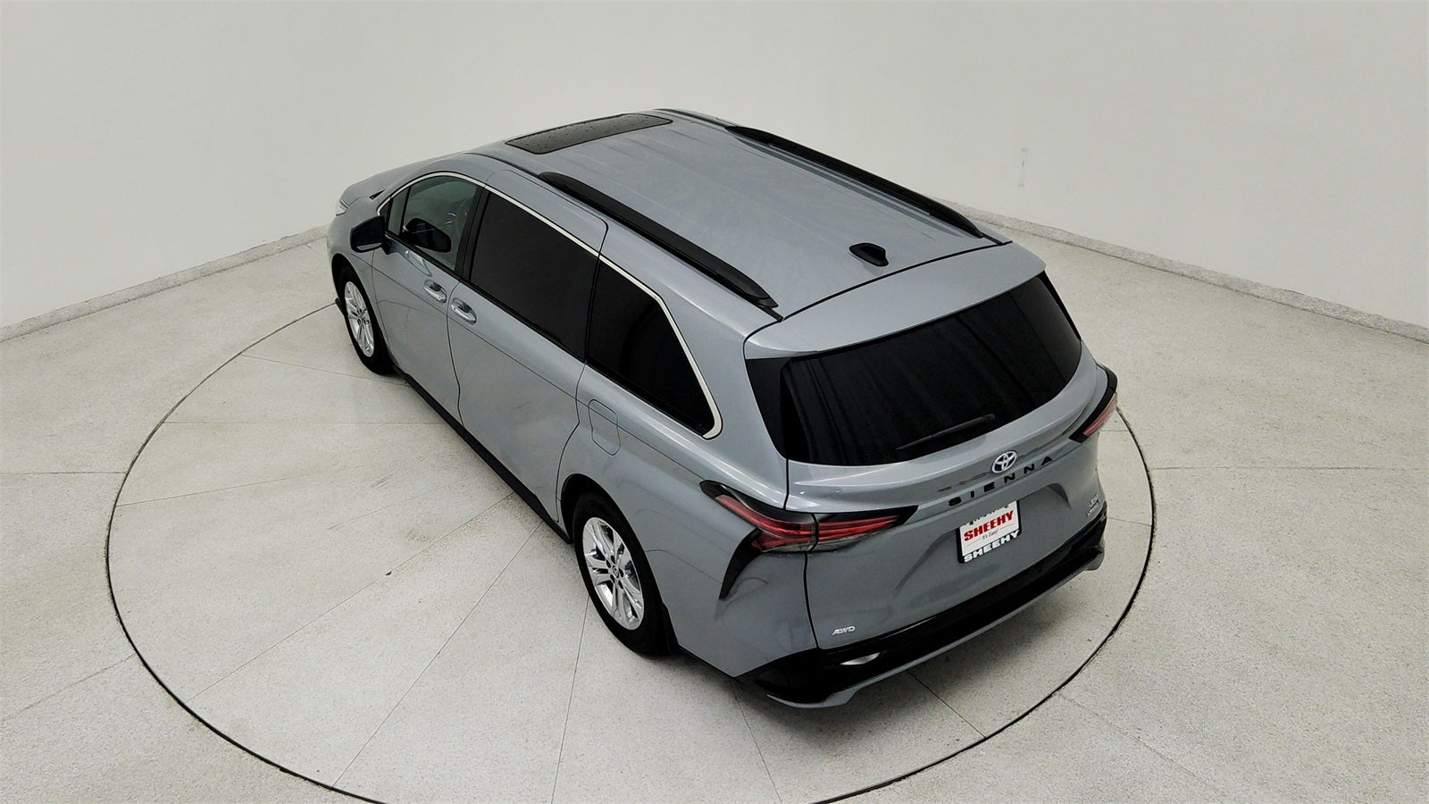 2023 Toyota Sienna XSE 7 Passenger