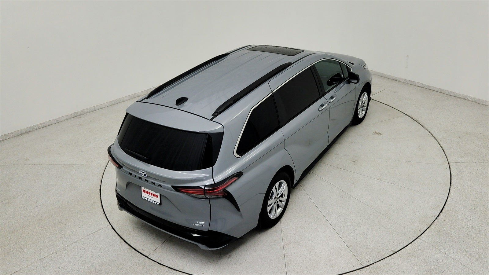 2023 Toyota Sienna XSE 7 Passenger