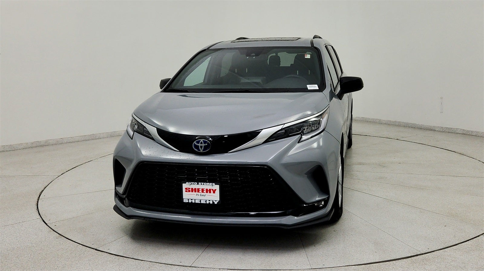 2023 Toyota Sienna XSE 7 Passenger