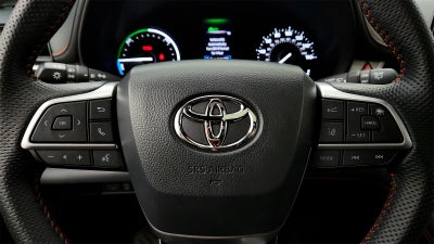 2023 Toyota Sienna XSE 7 Passenger